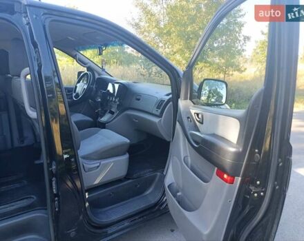 Хендай H-1 2014 в Киеве на Automoto.ua Черный Хендай H-1, объемом двигателя 2.5 л и пробегом 224 тыс. км за 14999 $, фото 4 на Automoto.ua