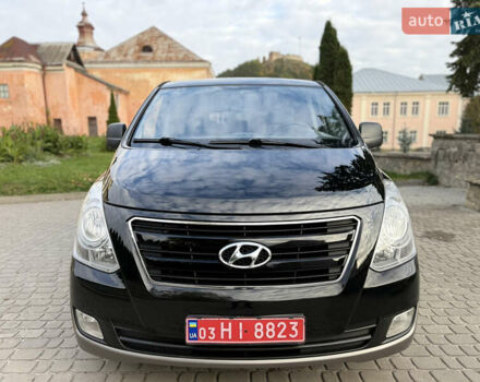 Черный Хендай H-1, объемом двигателя 2.5 л и пробегом 238 тыс. км за 17999 $, фото 32 на Automoto.ua