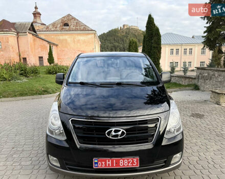 Черный Хендай H-1, объемом двигателя 2.5 л и пробегом 238 тыс. км за 17999 $, фото 25 на Automoto.ua
