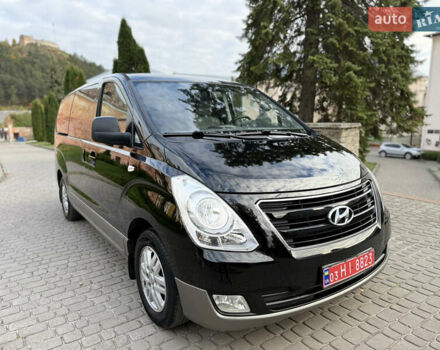 Черный Хендай H-1, объемом двигателя 2.5 л и пробегом 239 тыс. км за 17599 $, фото 35 на Automoto.ua