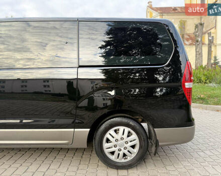 Черный Хендай H-1, объемом двигателя 2.5 л и пробегом 239 тыс. км за 17599 $, фото 58 на Automoto.ua