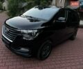 Черный Хендай H-1, объемом двигателя 2.5 л и пробегом 118 тыс. км за 25300 $, фото 1 на Automoto.ua