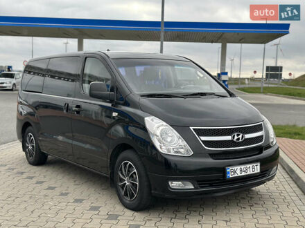 Хендай H-1 2008 у Сарнах на Automoto.ua Чорний Хендай H-1, об'ємом двигуна 2.5 л та пробігом 198 тис. км за 8500 $, фото 1 на Automoto.ua