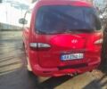 Красный Хендай H-1, объемом двигателя 2.48 л и пробегом 332 тыс. км за 4000 $, фото 2 на Automoto.ua