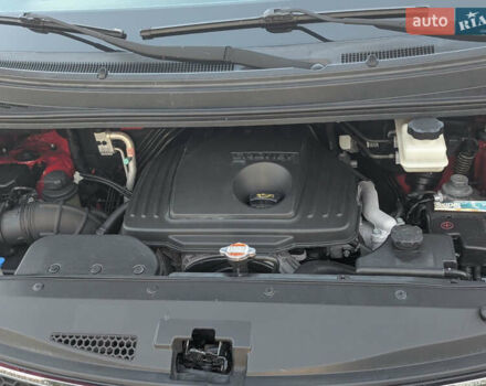 Красный Хендай H-1, объемом двигателя 2.5 л и пробегом 292 тыс. км за 14000 $, фото 23 на Automoto.ua