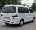 Хендай H-1, объемом двигателя 2.48 л и пробегом 250 тыс. км за 3950 $, фото 5 на Automoto.ua