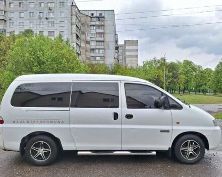 Хендай H-1, об'ємом двигуна 2.5 л та пробігом 260 тис. км за 5500 $, фото 5 на Automoto.ua