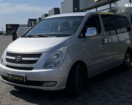 Хендай H-1, объемом двигателя 2.5 л и пробегом 159 тыс. км за 8500 $, фото 2 на Automoto.ua