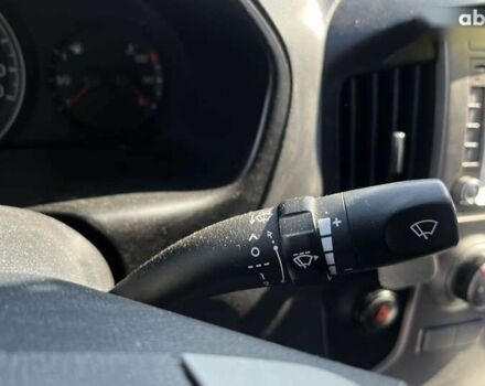 Хендай H-1, объемом двигателя 2.5 л и пробегом 159 тыс. км за 8500 $, фото 16 на Automoto.ua