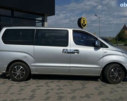 Хендай H-1, объемом двигателя 2.5 л и пробегом 159 тыс. км за 8500 $, фото 7 на Automoto.ua