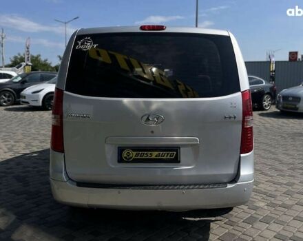 Хендай H-1, объемом двигателя 2.5 л и пробегом 159 тыс. км за 8500 $, фото 5 на Automoto.ua