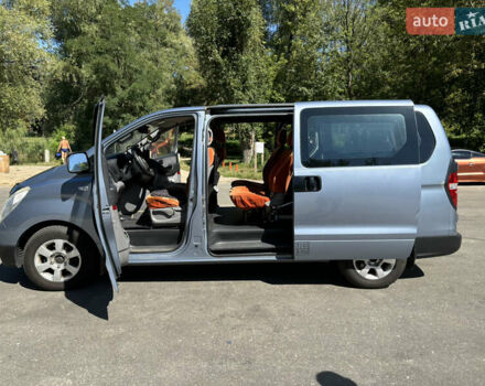 Хендай H-1, объемом двигателя 2.5 л и пробегом 278 тыс. км за 9150 $, фото 11 на Automoto.ua