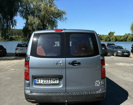 Хендай H-1, объемом двигателя 2.5 л и пробегом 278 тыс. км за 9150 $, фото 2 на Automoto.ua