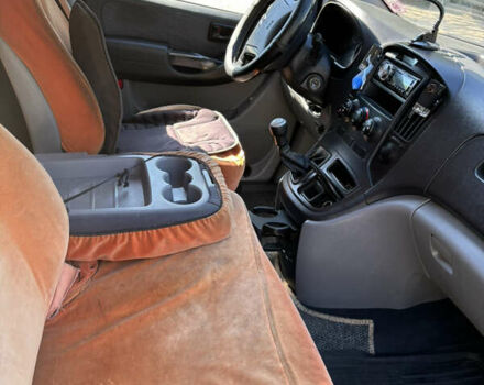 Хендай H-1, объемом двигателя 2.5 л и пробегом 278 тыс. км за 9150 $, фото 8 на Automoto.ua