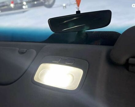 Хендай H-1, объемом двигателя 2.5 л и пробегом 635 тыс. км за 9500 $, фото 14 на Automoto.ua