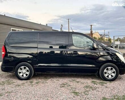 Хендай H-1, объемом двигателя 2.5 л и пробегом 268 тыс. км за 13300 $, фото 3 на Automoto.ua