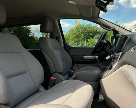 Хендай H-1, объемом двигателя 2.5 л и пробегом 95 тыс. км за 25390 $, фото 8 на Automoto.ua