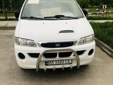 Хендай H-1 2004 в Каменце-Подольском на Automoto.ua Хендай H-1, объемом двигателя 2.5 л и пробегом 267 тыс. км за 4800 $, фото 1 на Automoto.ua