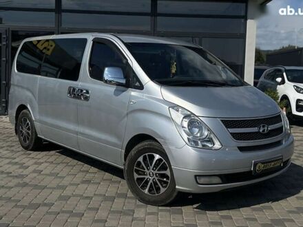 Хендай H-1, об'ємом двигуна 2.5 л та пробігом 159 тис. км за 8500 $, фото 1 на Automoto.ua