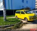 Желтый Хендай H-1, объемом двигателя 2.5 л и пробегом 362 тыс. км за 4100 $, фото 4 на Automoto.ua
