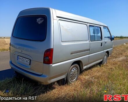 Сірий Хендай H-1, об'ємом двигуна 2.5 л та пробігом 300 тис. км за 3500 $, фото 2 на Automoto.ua
