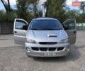 Сірий Хендай H-1, об'ємом двигуна 2.5 л та пробігом 350 тис. км за 1600 $, фото 1 на Automoto.ua