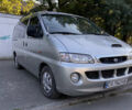 Сірий Хендай H-1, об'ємом двигуна 2.5 л та пробігом 398 тис. км за 4200 $, фото 6 на Automoto.ua