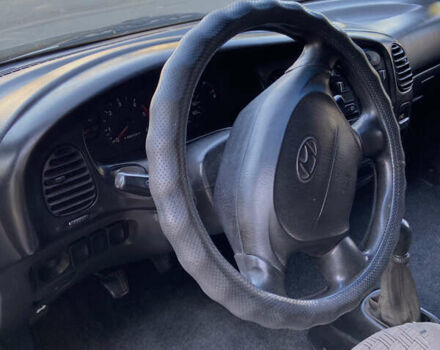 Сірий Хендай H-1, об'ємом двигуна 2.5 л та пробігом 398 тис. км за 4200 $, фото 21 на Automoto.ua