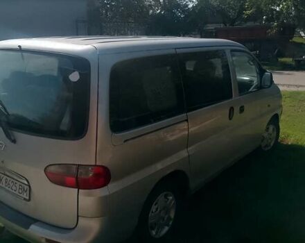 Хендай H-1 2003 в Ровно на Automoto.ua Серый Хендай H-1, объемом двигателя 2.5 л и пробегом 425 тыс. км за 4000 $, фото 4 на Automoto.ua