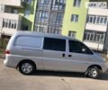 Серый Хендай H-1, объемом двигателя 2.5 л и пробегом 300 тыс. км за 3200 $, фото 4 на Automoto.ua