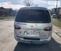 Серый Хендай H-1, объемом двигателя 2.5 л и пробегом 300 тыс. км за 3200 $, фото 13 на Automoto.ua