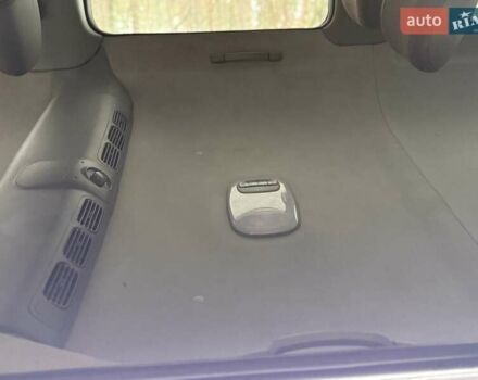 Сірий Хендай H-1, об'ємом двигуна 2.35 л та пробігом 175 тис. км за 4999 $, фото 53 на Automoto.ua