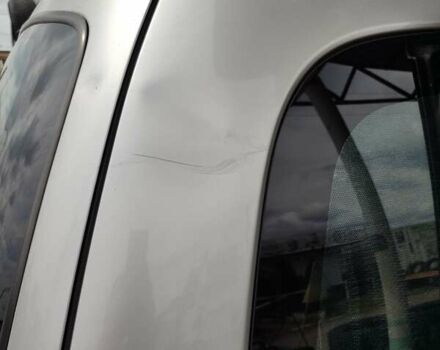 Серый Хендай H-1, объемом двигателя 2.5 л и пробегом 260 тыс. км за 5999 $, фото 2 на Automoto.ua