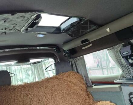 Серый Хендай H-1, объемом двигателя 2.5 л и пробегом 260 тыс. км за 5999 $, фото 6 на Automoto.ua