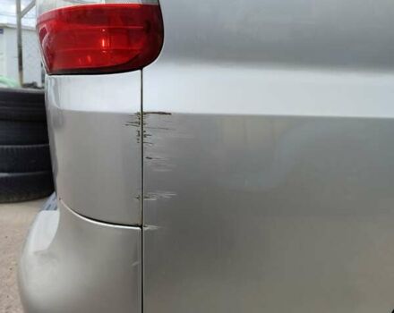 Серый Хендай H-1, объемом двигателя 2.5 л и пробегом 260 тыс. км за 5999 $, фото 10 на Automoto.ua