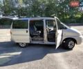 Серый Хендай H-1, объемом двигателя 2.5 л и пробегом 355 тыс. км за 5400 $, фото 24 на Automoto.ua