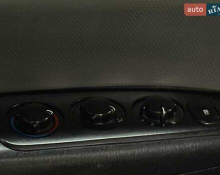 Сірий Хендай H-1, об'ємом двигуна 2.35 л та пробігом 175 тис. км за 4999 $, фото 54 на Automoto.ua