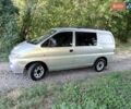 Серый Хендай H-1, объемом двигателя 2.5 л и пробегом 355 тыс. км за 5400 $, фото 21 на Automoto.ua
