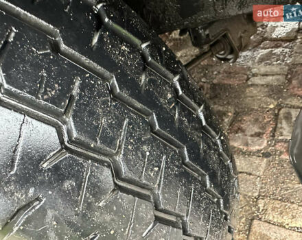 Серый Хендай H-1, объемом двигателя 2.5 л и пробегом 192 тыс. км за 5350 $, фото 2 на Automoto.ua