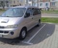 Сірий Хендай H-1, об'ємом двигуна 2.5 л та пробігом 315 тис. км за 4800 $, фото 1 на Automoto.ua