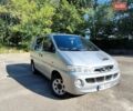 Серый Хендай H-1, объемом двигателя 2.5 л и пробегом 355 тыс. км за 5400 $, фото 2 на Automoto.ua