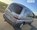 Серый Хендай H-1, объемом двигателя 2.5 л и пробегом 318 тыс. км за 7300 $, фото 12 на Automoto.ua