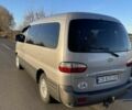 Серый Хендай H-1, объемом двигателя 2.5 л и пробегом 318 тыс. км за 7300 $, фото 11 на Automoto.ua