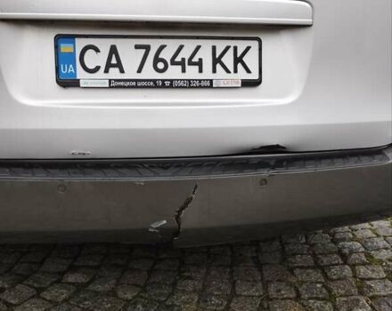 Серый Хендай H-1, объемом двигателя 2.5 л и пробегом 324 тыс. км за 7999 $, фото 11 на Automoto.ua