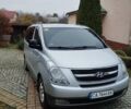Серый Хендай H-1, объемом двигателя 2.5 л и пробегом 324 тыс. км за 7999 $, фото 6 на Automoto.ua