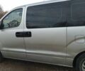 Серый Хендай H-1, объемом двигателя 2.5 л и пробегом 311 тыс. км за 8700 $, фото 23 на Automoto.ua