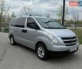 Сірий Хендай H-1, об'ємом двигуна 2.5 л та пробігом 265 тис. км за 6400 $, фото 1 на Automoto.ua