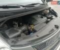 Сірий Хендай H-1, об'ємом двигуна 2.5 л та пробігом 334 тис. км за 11500 $, фото 10 на Automoto.ua