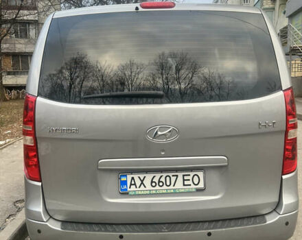 Хендай H-1 2011 в Золочев на Automoto.ua Серый Хендай H-1, объемом двигателя 2.5 л и пробегом 275 тыс. км за 14000 $, фото 6 на Automoto.ua
