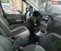 Сірий Хендай H-1, об'ємом двигуна 2.5 л та пробігом 300 тис. км за 8500 $, фото 1 на Automoto.ua